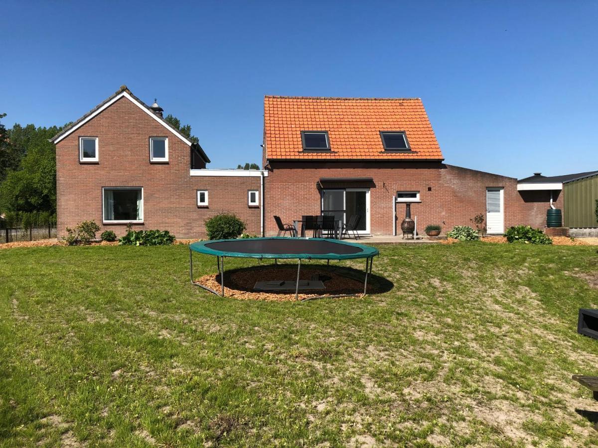 Huisje Op Den Diek Sint Kruis Esterno foto