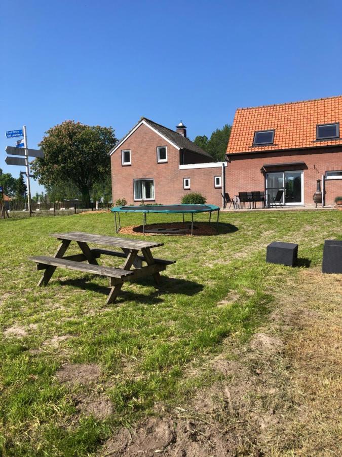 Huisje Op Den Diek Sint Kruis Esterno foto